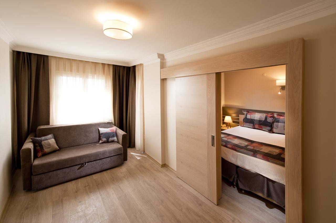 Atrium Apart Otel Altinyunus Ngoại thất bức ảnh