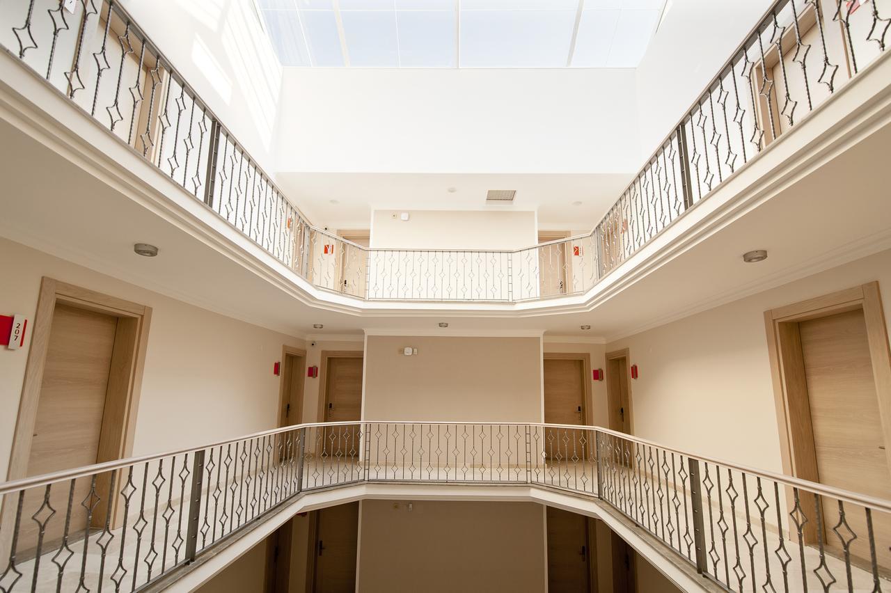 Atrium Apart Otel Altinyunus Ngoại thất bức ảnh