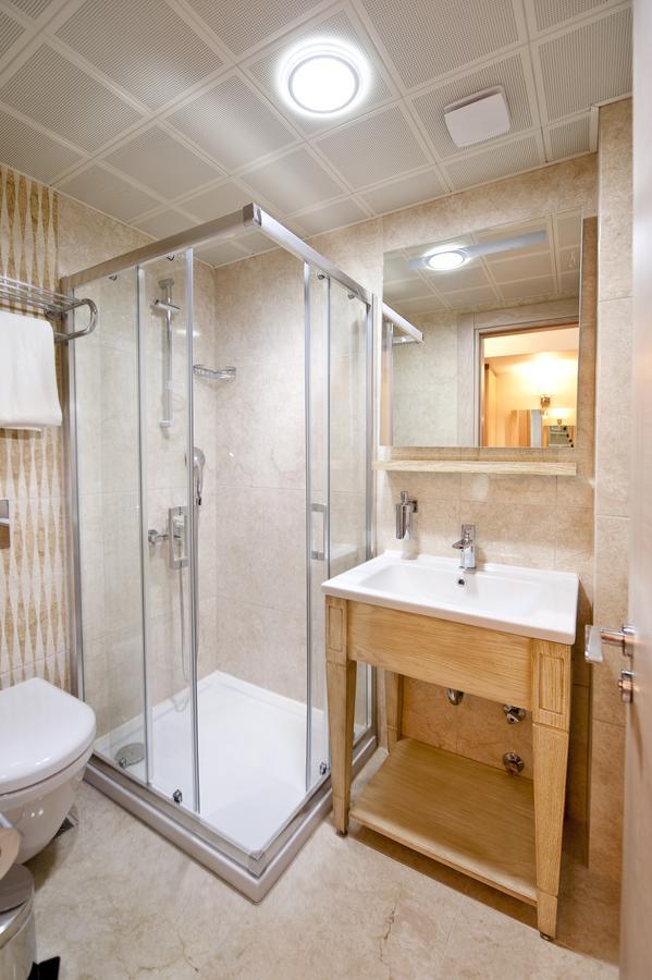 Atrium Apart Otel Altinyunus Ngoại thất bức ảnh
